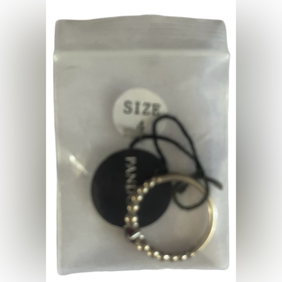 Hostess Pock 💥☄️🥳 Pandora Silver Red Beaded Ring - Picture 4 of 10